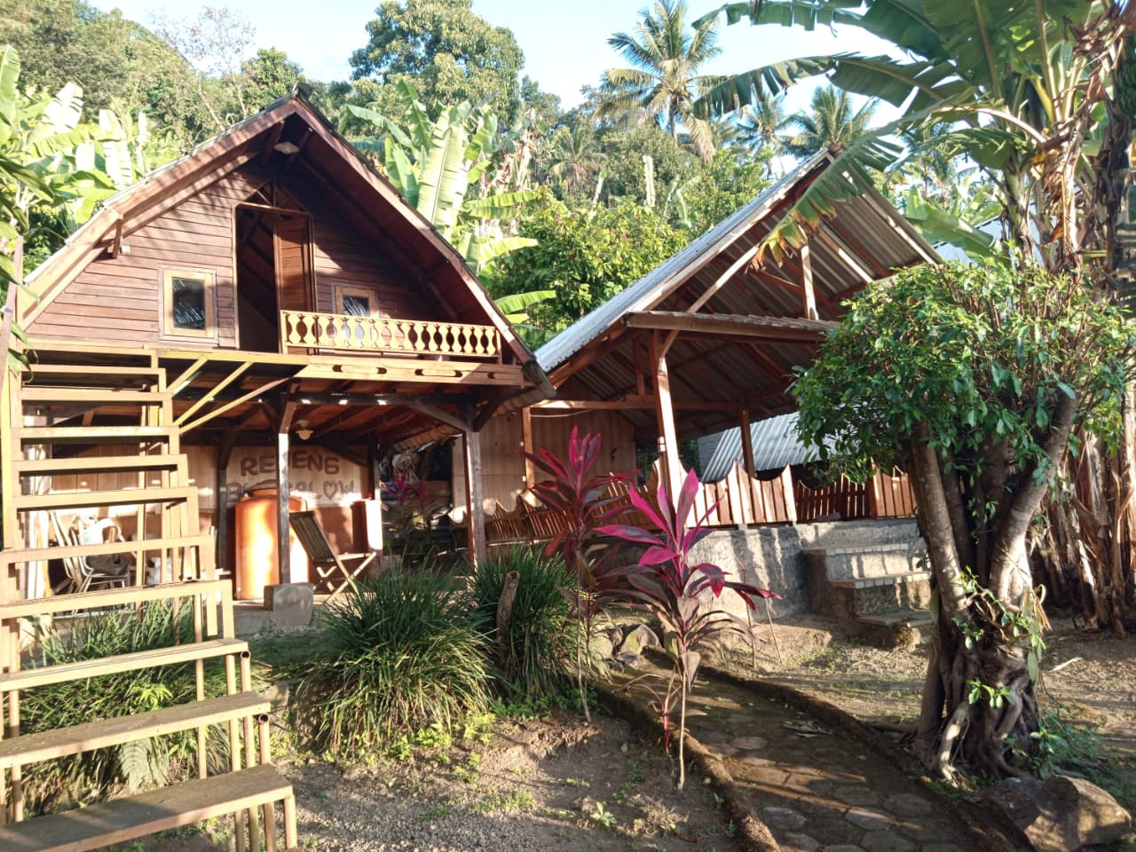 Rejeng Bungalow exterior 1